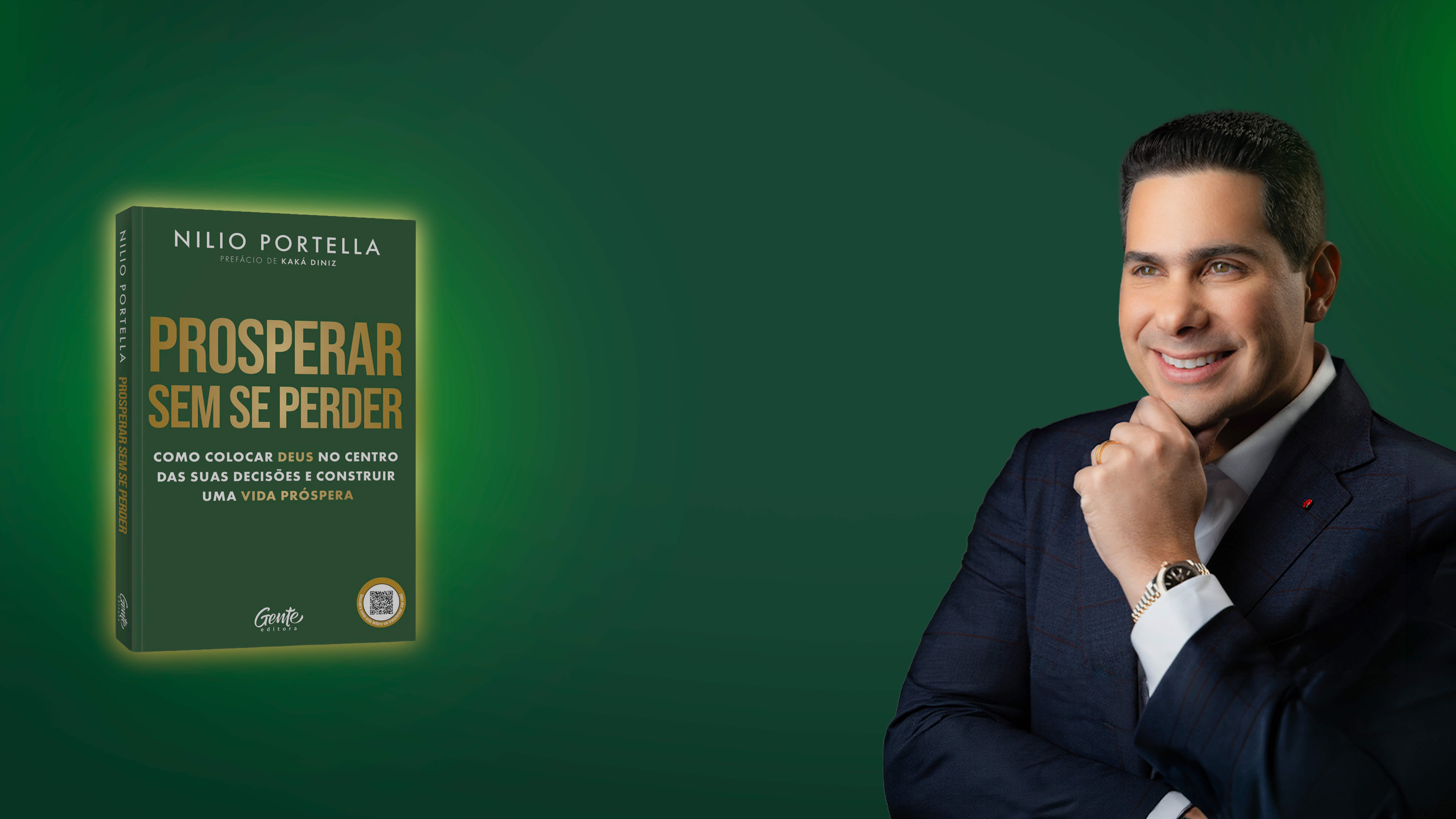 Nilio Portella ao lado do livro Prosperar sem se perder.
